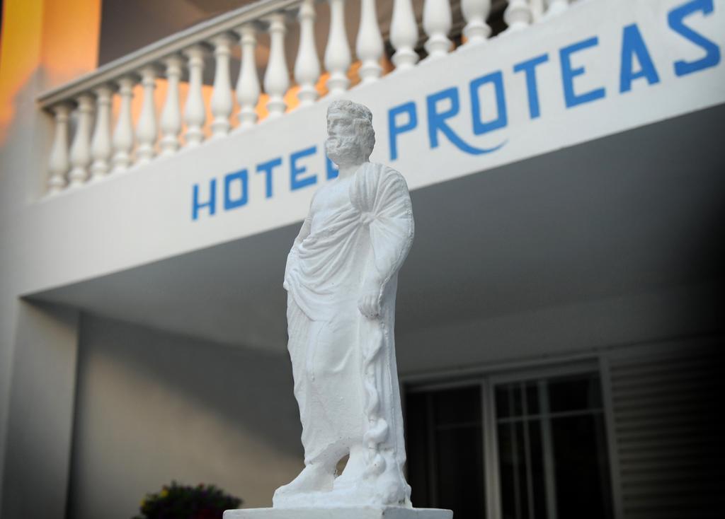 Hotel Proteas Ormos Prinou  Екстер'єр фото